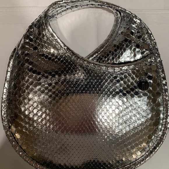 HAYWARD | Silver Python Mini Tear Drop Bag - Picture 2 of 5